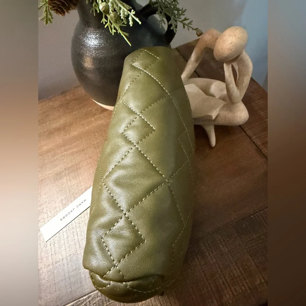 Marc Jacobs Double Zip Quilted Pouch (NWT)